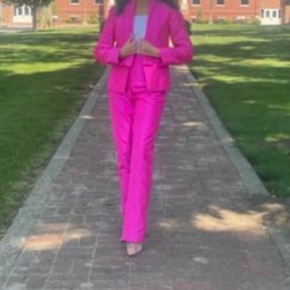 Custom suit - Picture 2 of 3